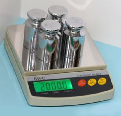 Picture of DIGITAL SCALE 2000g +/-0.1g 120x180x70