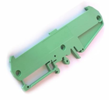 Picture of RIGHT SIDE END PLATE FOR DM100 & DM108 BOAT