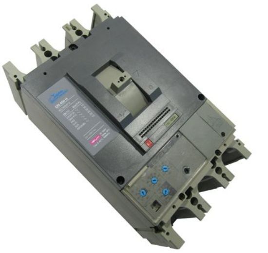 Picture of ADJ MOULDED CASE CIRCUIT BREAKER 3P 400A