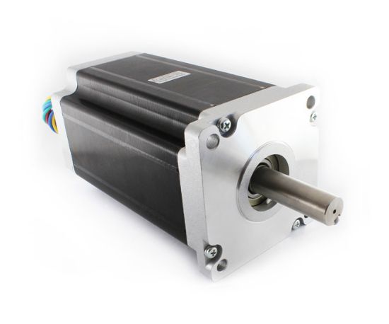 Picture of HYBRID STEPPER MOTOR NEMA-42 110x110x201mm 30NM 8A 1.8D