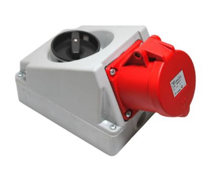 Picture of 32A 380V 5-PIN CEE SWITCHED SOCKET S/P (N)